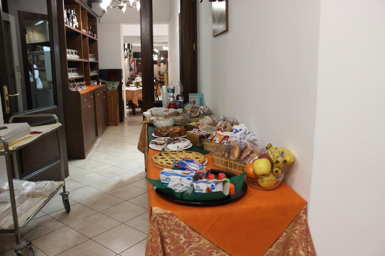 Ristorante Pizzeria La Bocca Di Bacco Hotel